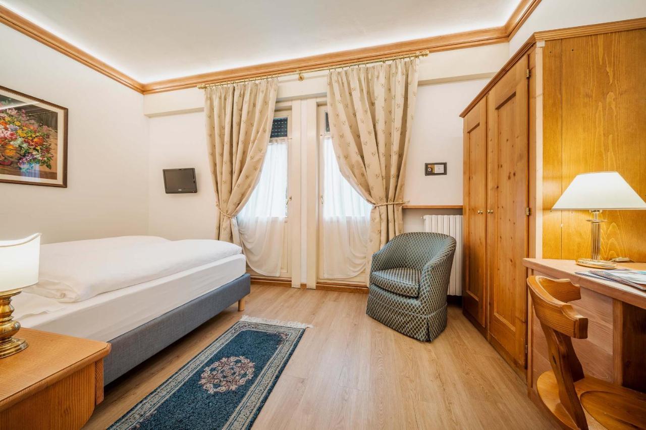 Franceschi Park Hotel Cortina dʼAmpezzo Zewnętrze zdjęcie